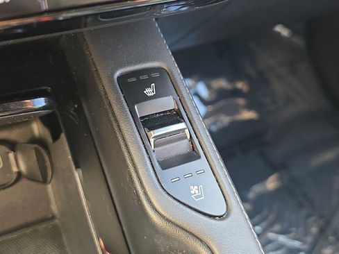 Used 2021 Kia Telluride EX w/ EX Premium Package FWD image 9