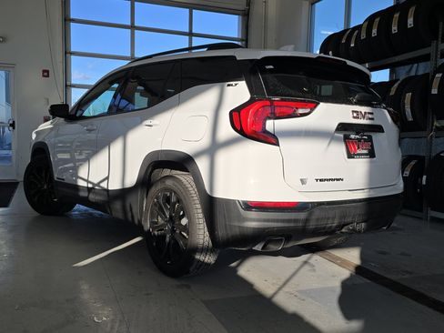Used 2019 GMC Terrain SLT w/ Preferred Package image 15