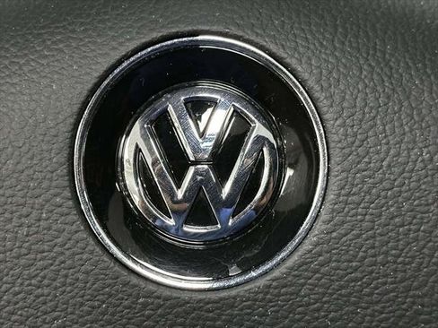 Used 2022 Volkswagen Passat 2.0T SE FWD image 23
