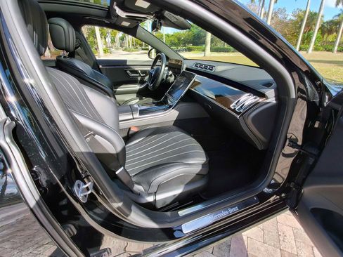 Used 2023 Mercedes-Benz S 500 4MATIC image 36