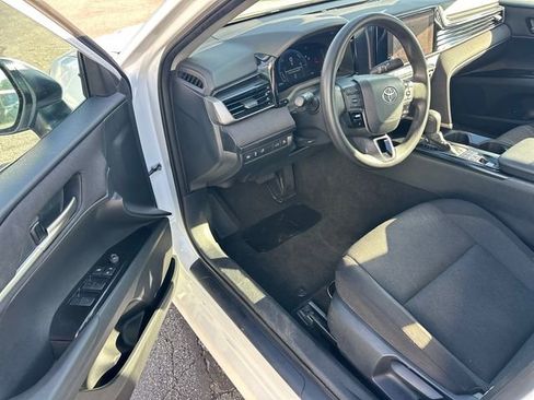 Certified 2025 Toyota Camry LE image 9