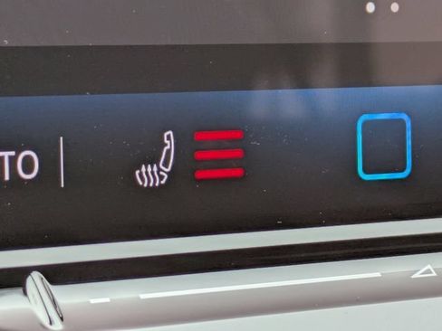 New 2026 Volkswagen Tiguan SE R-Line FWD image 24