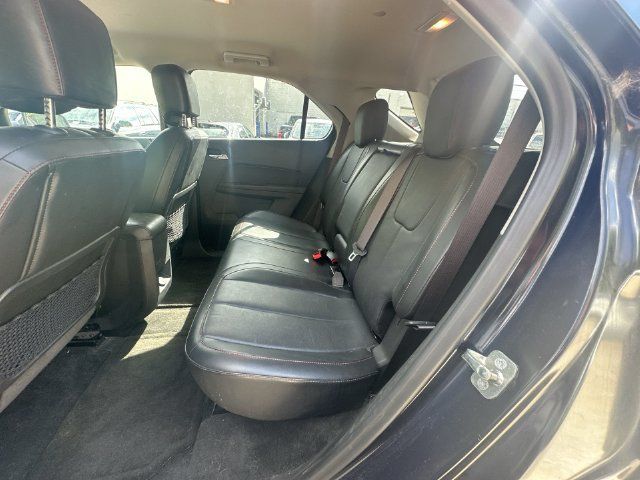 Used 2017 Chevrolet Equinox Premier w/ Enhanced Convenience Package AWD/4WD image 28