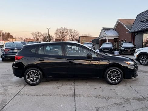 Used 2019 Subaru Impreza 2.0i w/ Eyesight image 16