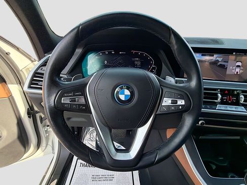 Used 2022 BMW X5 xDrive45e w/ Luxury Seating Package image 39