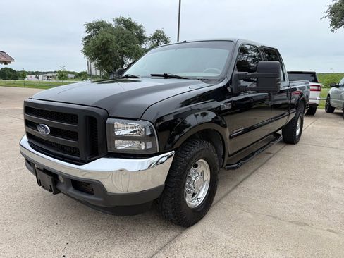 Used 2002 Ford F250 2WD Crew Cab Super Duty image 3