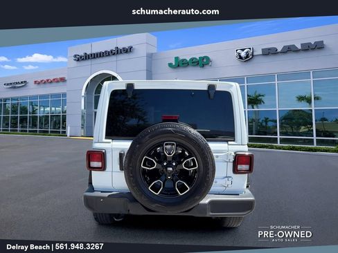 Used 2022 Jeep Wrangler Unlimited Sport w/ Sun And Sound Package AWD/4WD image 6