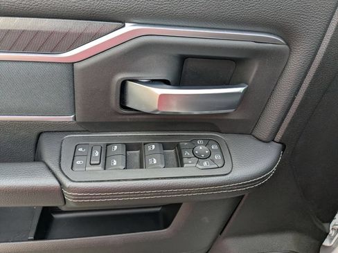 Used 2025 RAM 2500 Big Horn AWD/4WD image 28