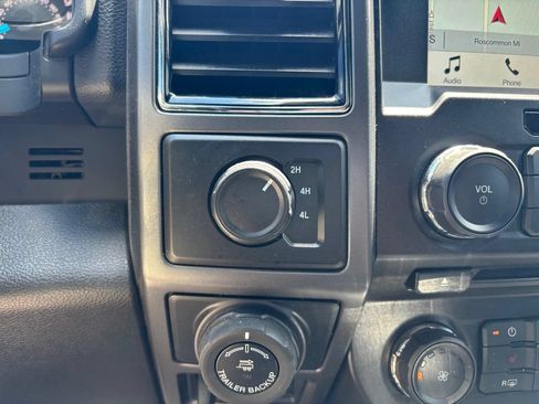 Used 2018 Ford F150 XLT w/ Equipment Group 302A Luxury AWD/4WD image 30