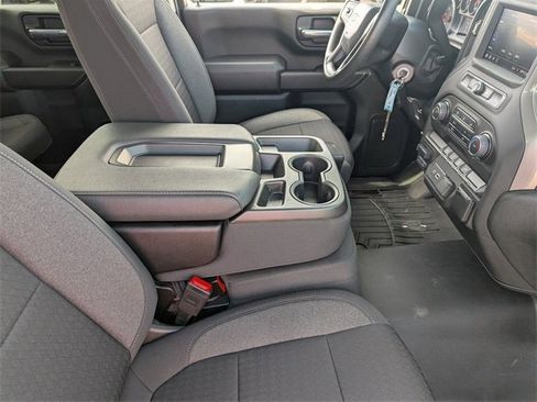 Used 2023 Chevrolet Silverado 2500 Custom w/ Custom Value Package image 12