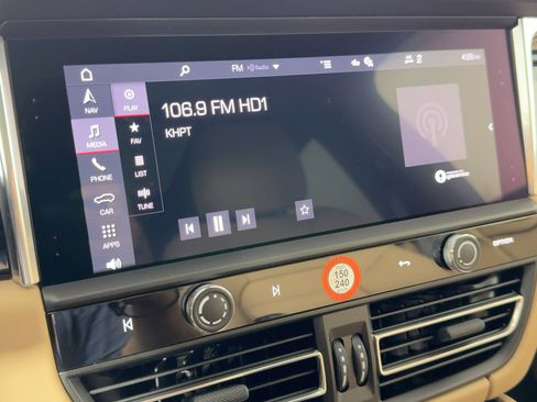 New 2026 Porsche Macan Turbo image 23