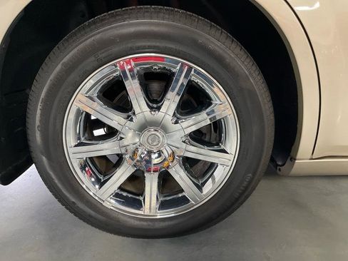 Used 2008 Chrysler 300 C w/ Sound Group II image 20