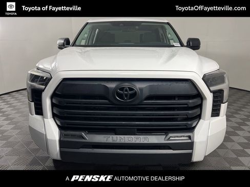 Used 2022 Toyota Tundra SR5 AWD/4WD image 16