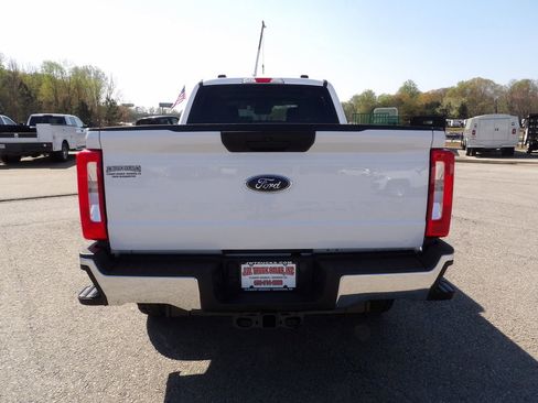 Used 2024 Ford F250 XLT w/ FX4 Off-Road Package AWD/4WD image 6