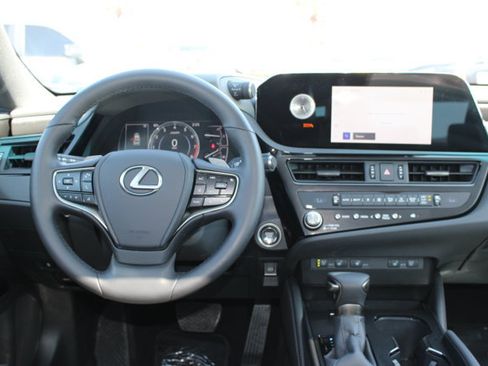 Certified 2025 Lexus ES 350 w/ Premium Package FWD image 14