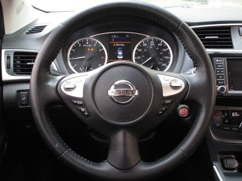 Used 2019 Nissan Sentra SV image 16