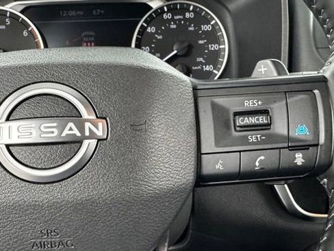 Certified 2025 Nissan Rogue SV AWD/4WD image 23