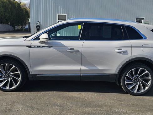 Used 2020 Lincoln Nautilus Reserve w/ Equipment Group 201A AWD/4WD image 7