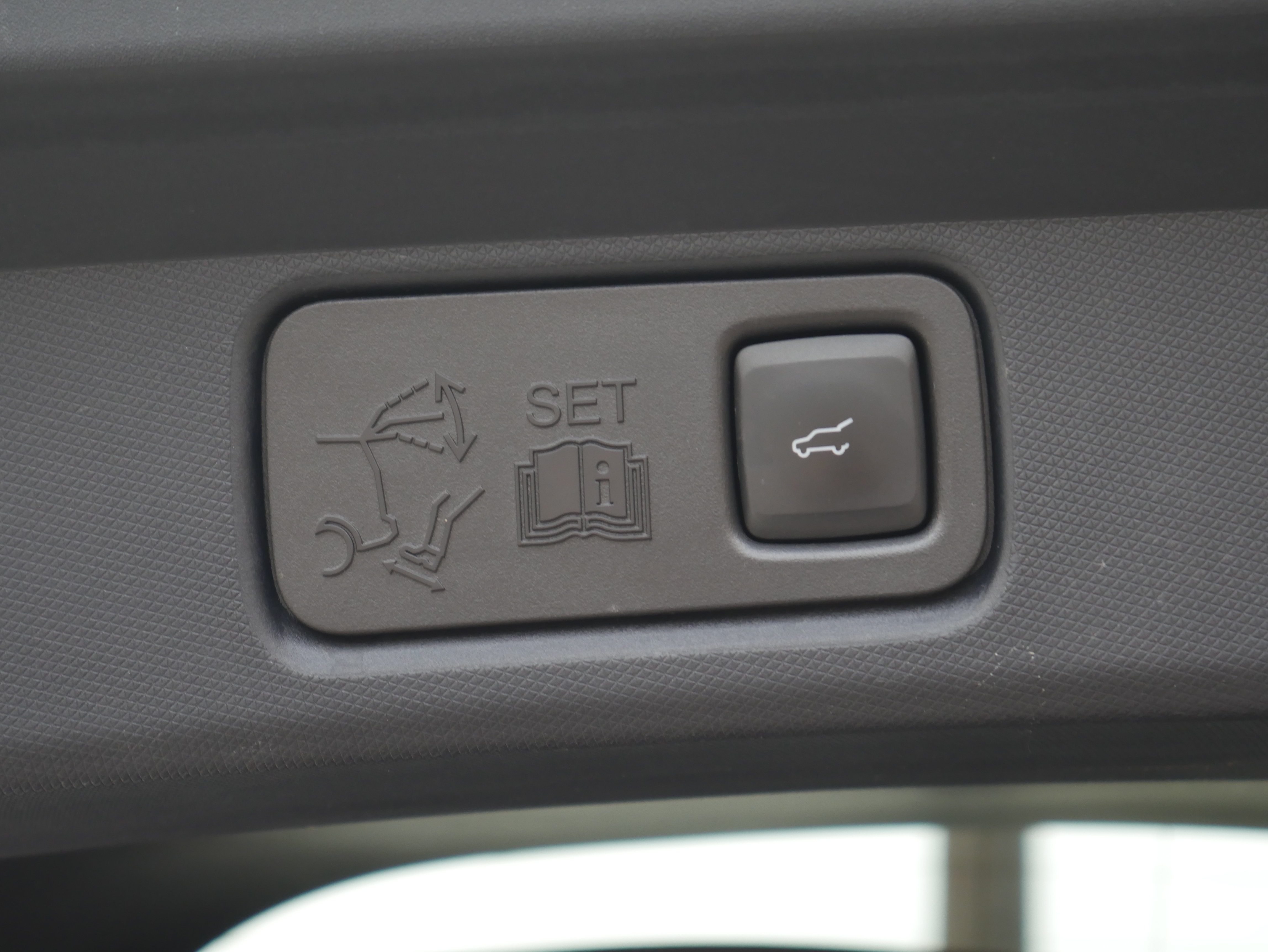 Certified 2023 Ford Mustang Mach-E Premium AWD/4WD image 28