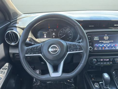 Used 2022 Nissan Kicks SR w/ Premium Package FWD image 22