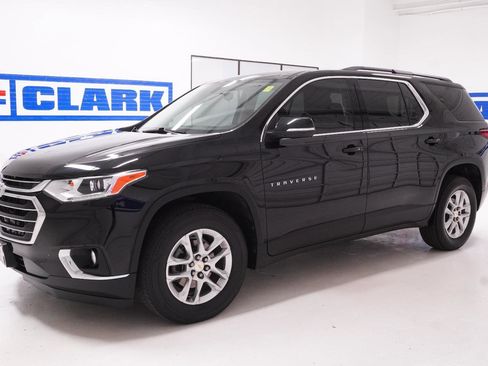 Used 2021 Chevrolet Traverse LT FWD image 11