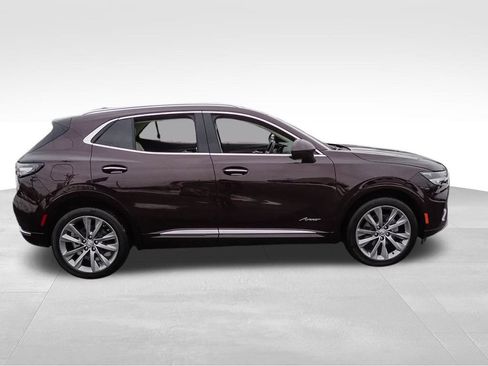 Used 2023 Buick Envision Avenir image 9