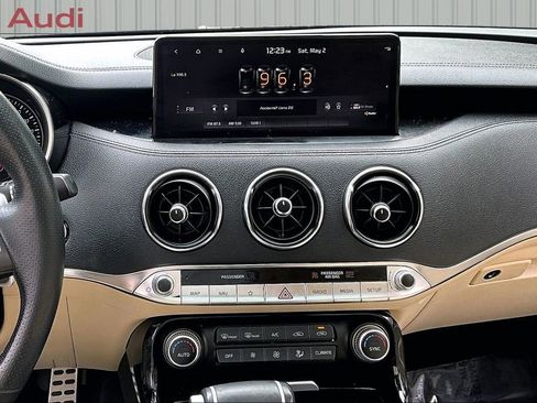 Used 2022 Kia Stinger GT-Line w/ Sun & Sound Package AWD/4WD image 9