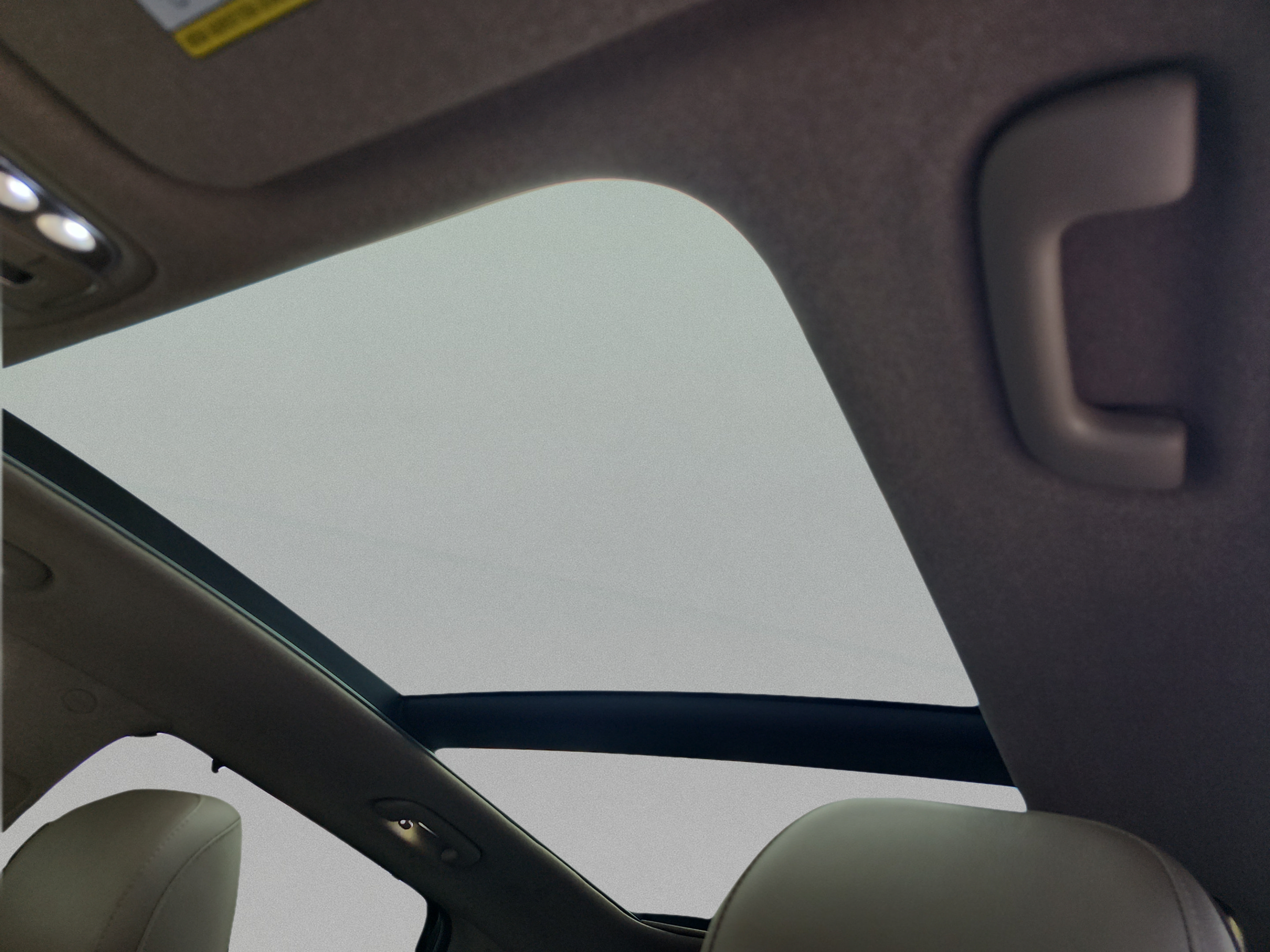 Used 2019 Hyundai Santa Fe FWD image 25
