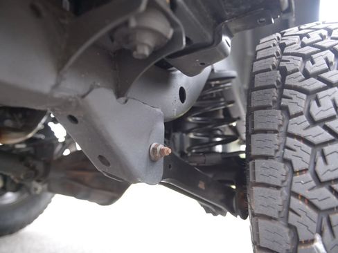 Used 2004 Jeep Wrangler 4WD w/ 30" Tire & Wheel Group image 57