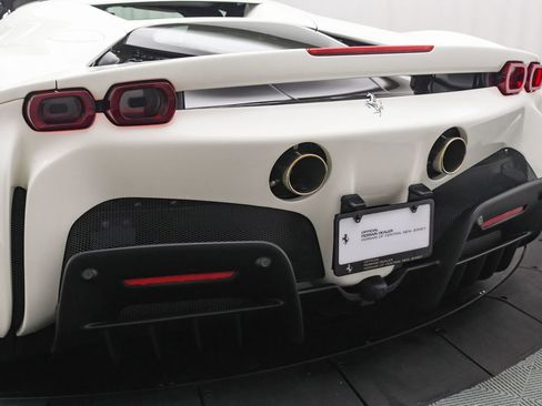 Certified 2023 Ferrari SF90 Stradale image 19