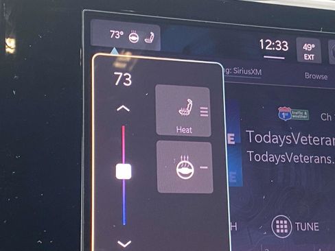 New 2025 Jeep Grand Cherokee Altitude image 6