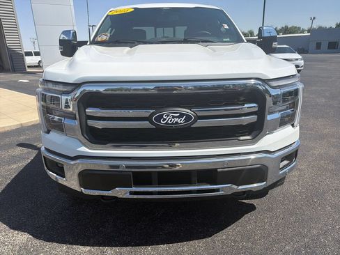 Used 2025 Ford F150 Lariat w/ Equipment Group 501A Mid AWD/4WD image 4