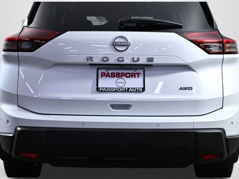 Certified 2025 Nissan Rogue S image 10