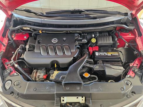 Used 2011 Nissan Versa 1.8 S w/ Plus Pkg image 7