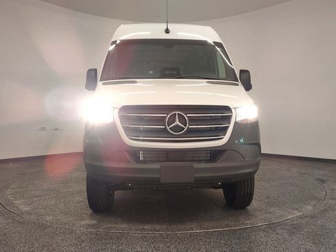 New 2026 Mercedes-Benz Sprinter 2500 image 5