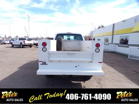 Used 2011 Ford F350 XL w/ Skid Plate Pkg image 3