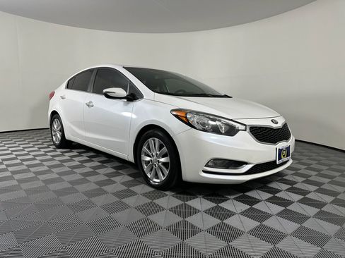 Used 2015 Kia Forte EX image 7