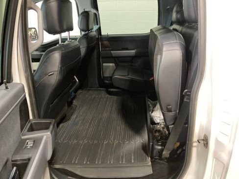 Used 2021 Ford F150 Lariat w/ Equipment Group 502A High AWD/4WD image 21