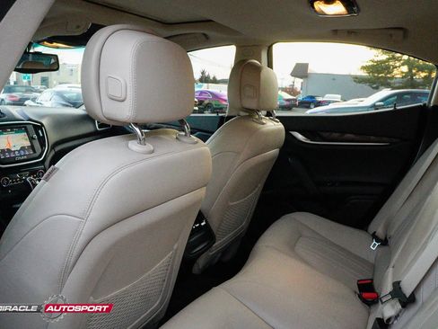 Used 2015 Maserati Ghibli S Q4 image 26