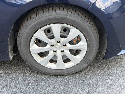 Used 2022 Toyota Corolla LE FWD image 13