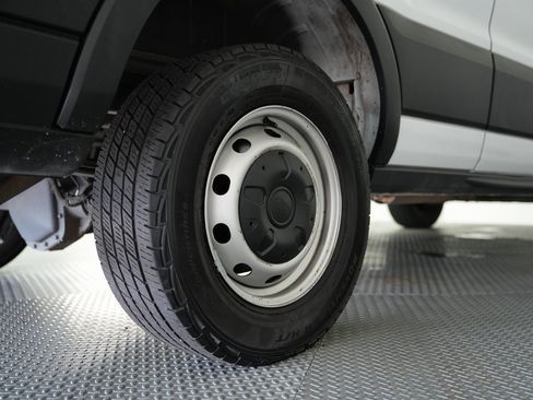 Used 2021 Ford Transit 250 Medium Roof image 43