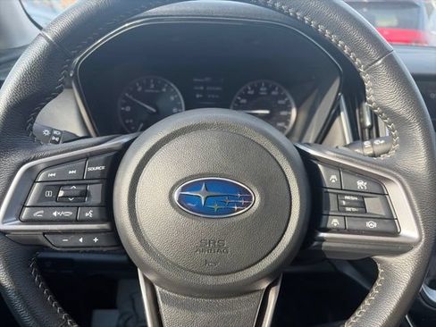 Used 2025 Subaru Outback Premium w/ Popular Package #1A AWD/4WD image 12
