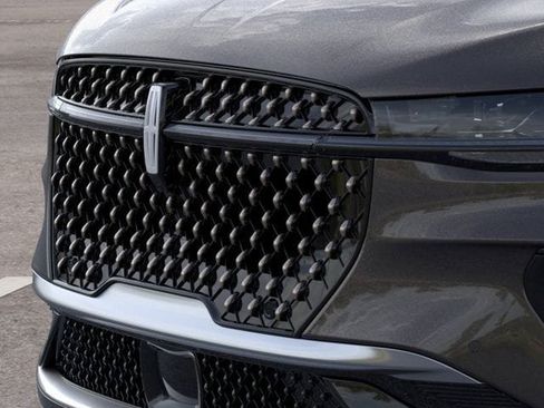New 2026 Lincoln Nautilus Black Label AWD/4WD image 17