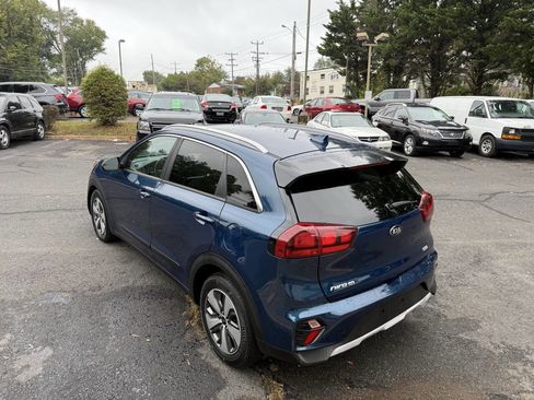 Used 2020 Kia Niro LX image 5