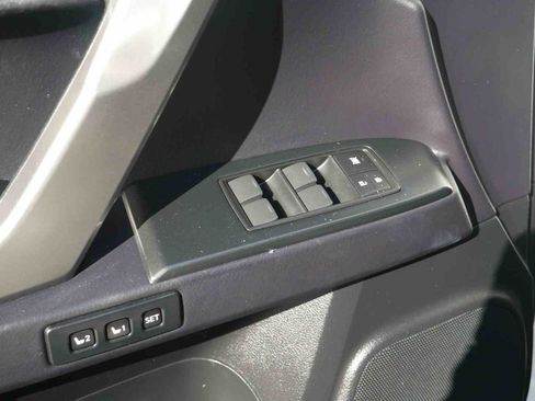 Used 2023 Lexus GX 460 Premium image 31