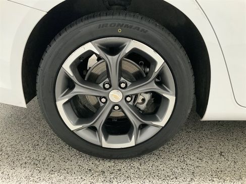 Used 2023 Chevrolet Malibu LT image 10