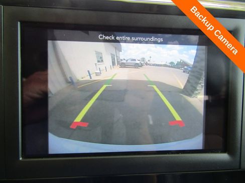 Used 2020 Chrysler Pacifica Touring-L FWD image 16