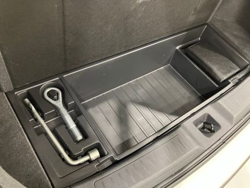 Used 2019 INFINITI QX50 Essential w/ Premium Heat Package AWD/4WD image 31