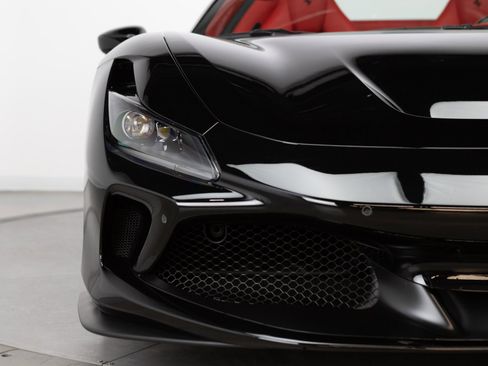 Certified 2021 Ferrari F8 Tributo image 26