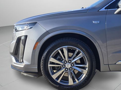 Used 2022 Cadillac XT6 Premium Luxury FWD image 29